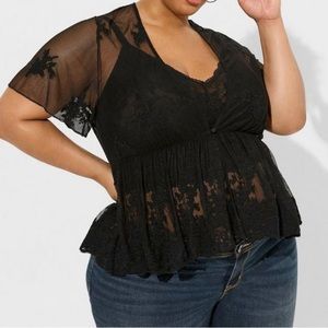 NWT Torrid Floral Embroidered Mesh Peplum Kimono Size 00 M/L PLUS SIZE